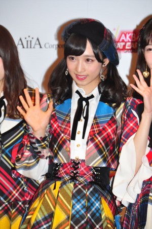 アイア AKB48を起用した新作ゲームお披露目記者会見に登場した小栗有以