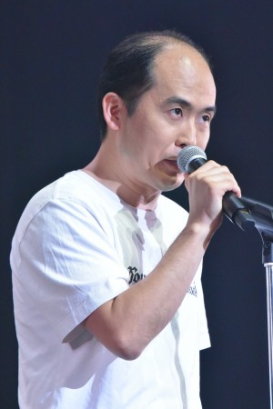 吉本坂46メンバーお披露目会開催＆囲み取材に登場した斎藤司（トレンディエンジェル）