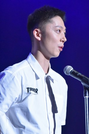 吉本坂46メンバーお披露目会開催＆囲み取材に登場したはんにゃ金田