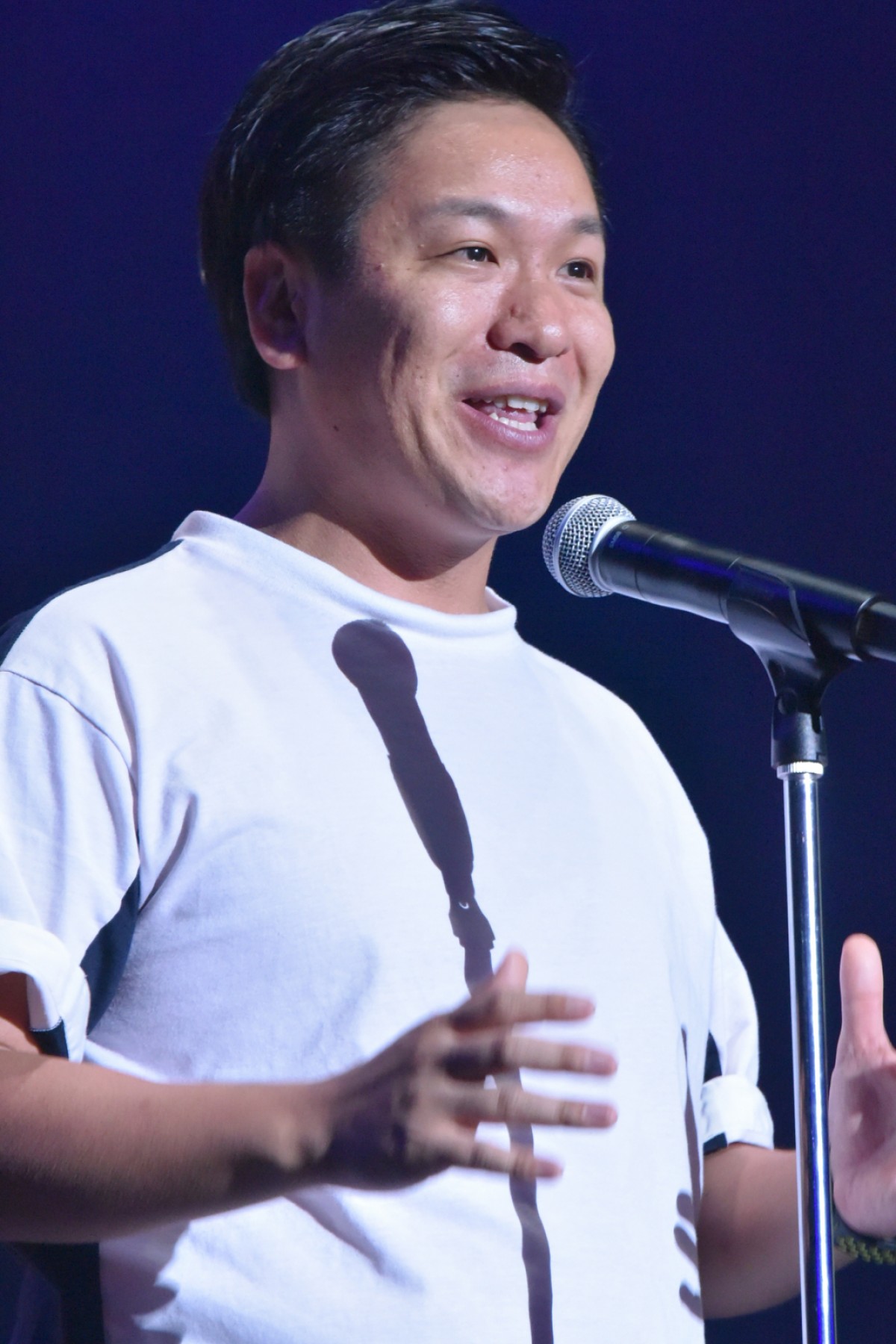 トレエン斎藤司、吉本坂46暫定センター抜擢！目標は「嵐になりたい」