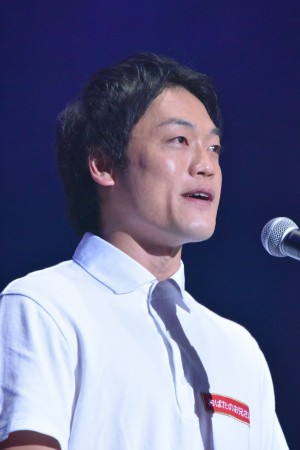 吉本坂46メンバーお披露目会開催＆囲み取材に登場したおばたのお兄さん