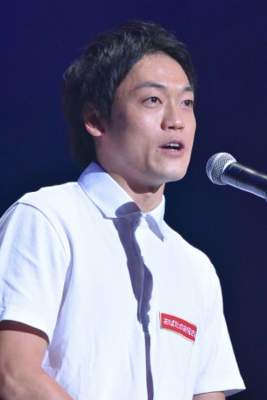 吉本坂46メンバーお披露目会開催＆囲み取材に登場したおばたのお兄さん