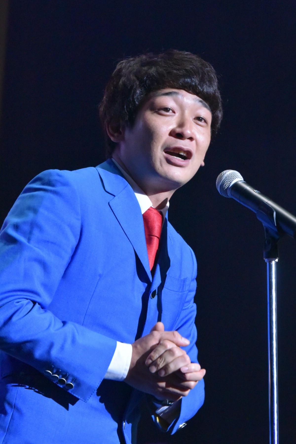 トレエン斎藤司、吉本坂46暫定センター抜擢！目標は「嵐になりたい」