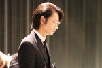 主演ドラマ『ハゲタカ』のクランクアップを迎えた綾野剛