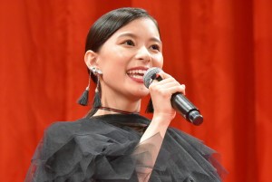 『累‐かさね‐』完成披露試写会に登壇した芳根京子