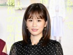 【写真】前田敦子、左手には結婚指輪がキラリ