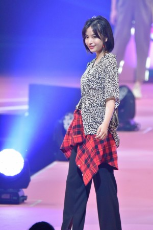 第22回「Seventeen夏の学園祭2018」に登場した広瀬すず