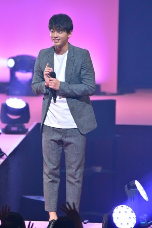 第22回「Seventeen夏の学園祭2018」にサプライズで登場した竹内涼真