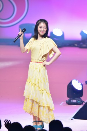 第22回「Seventeen夏の学園祭2018」にサプライズで登場した浜辺美波