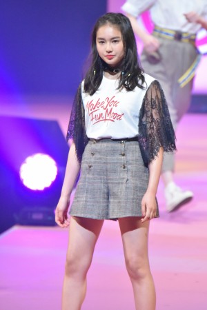 第22回「Seventeen夏の学園祭2018」に登場した箭内夢菜