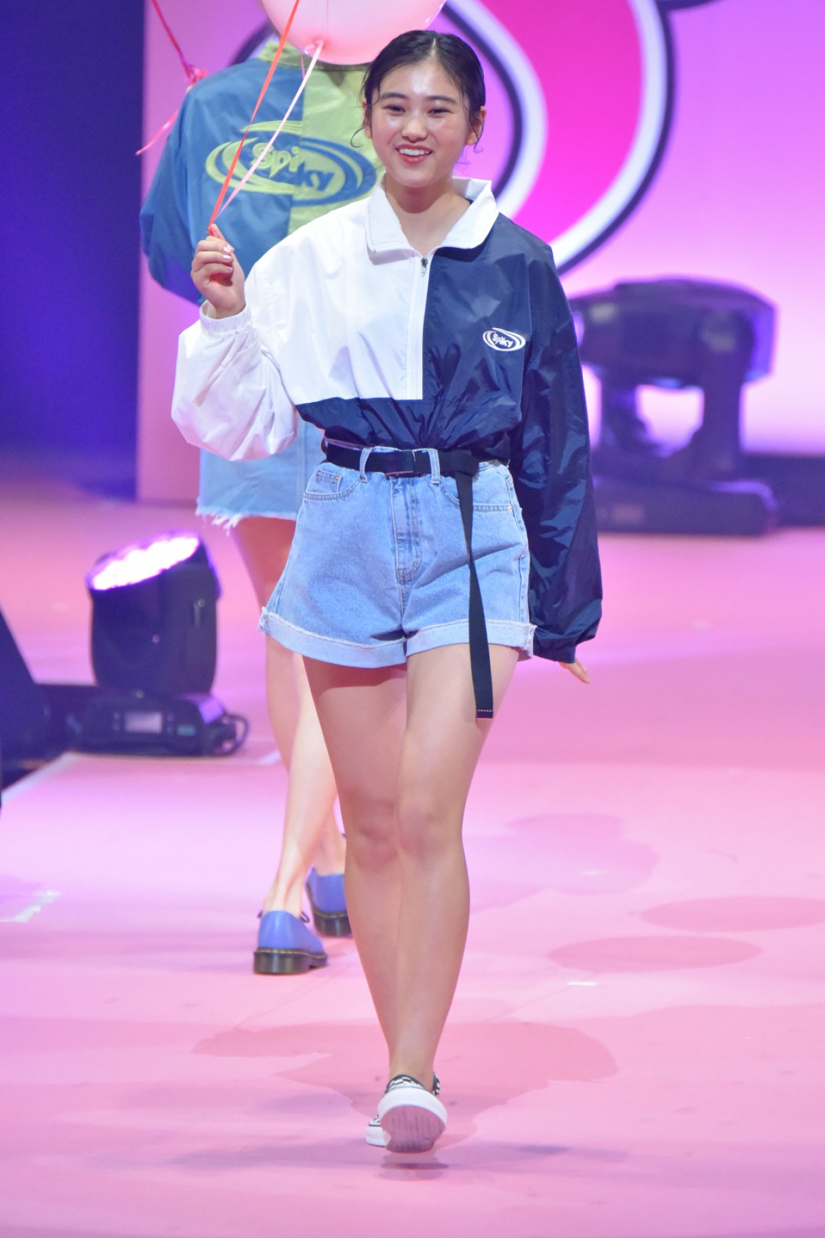 かわいい女子がいっぱい！ 「Seventeen 夏の学園祭 2018」フォト特集