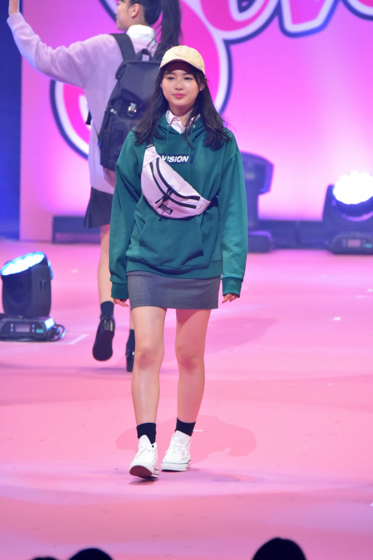 かわいい女子がいっぱい！ 「Seventeen 夏の学園祭 2018」フォト特集