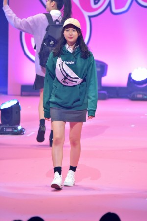 第22回「Seventeen夏の学園祭2018」に登場した箭内夢菜