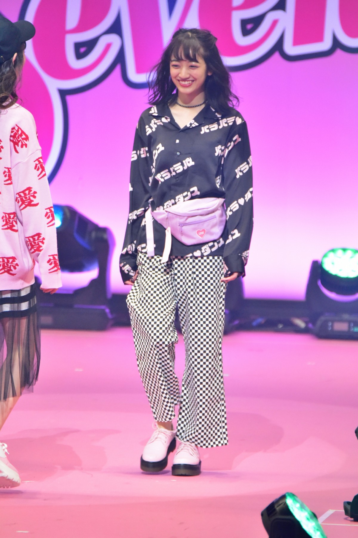 かわいい女子がいっぱい！ 「Seventeen 夏の学園祭 2018」フォト特集