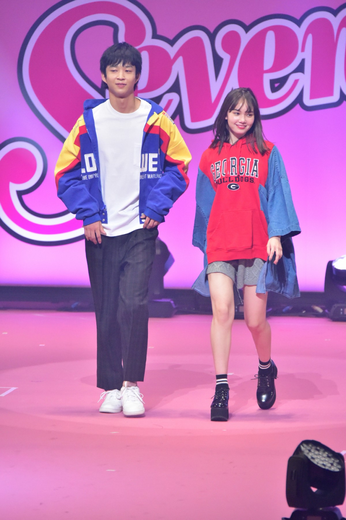かわいい女子がいっぱい！ 「Seventeen 夏の学園祭 2018」フォト特集