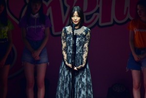 第22回「Seventeen夏の学園祭2018」に登場した広瀬すず