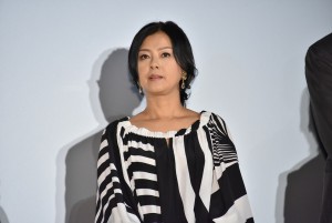 『コーヒーが冷めないうちに』完成披露試写会に登壇した薬師丸ひろ子