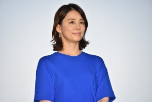 『コーヒーが冷めないうちに』完成披露試写会に登壇した石田ゆり子