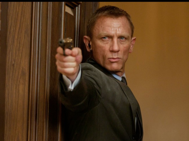 『007』最新作、2019年英米公開は絶望的か（※『007 スカイフォール』場面写真）