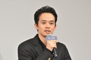 映画『散り椿』完成報告会見に出席した池松壮亮