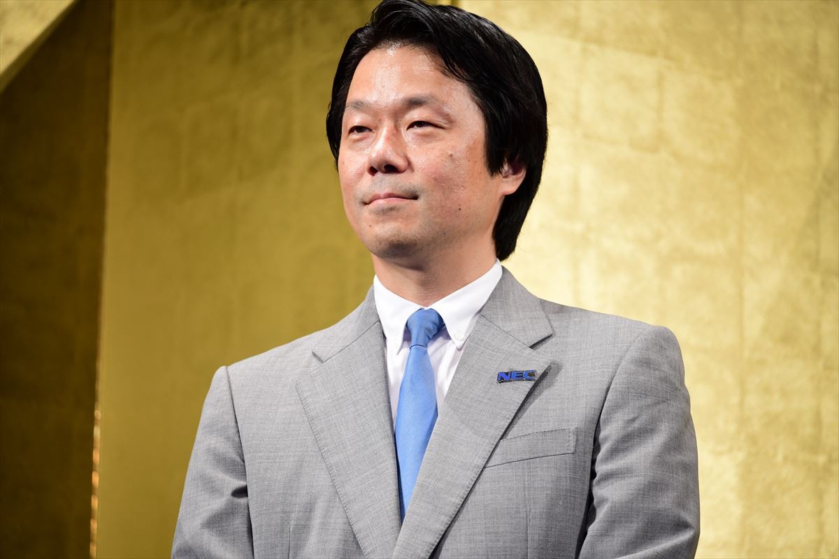 松田龍平「将棋愛にあふれた、かっこいい映画」 主演作をひふみんも絶賛
