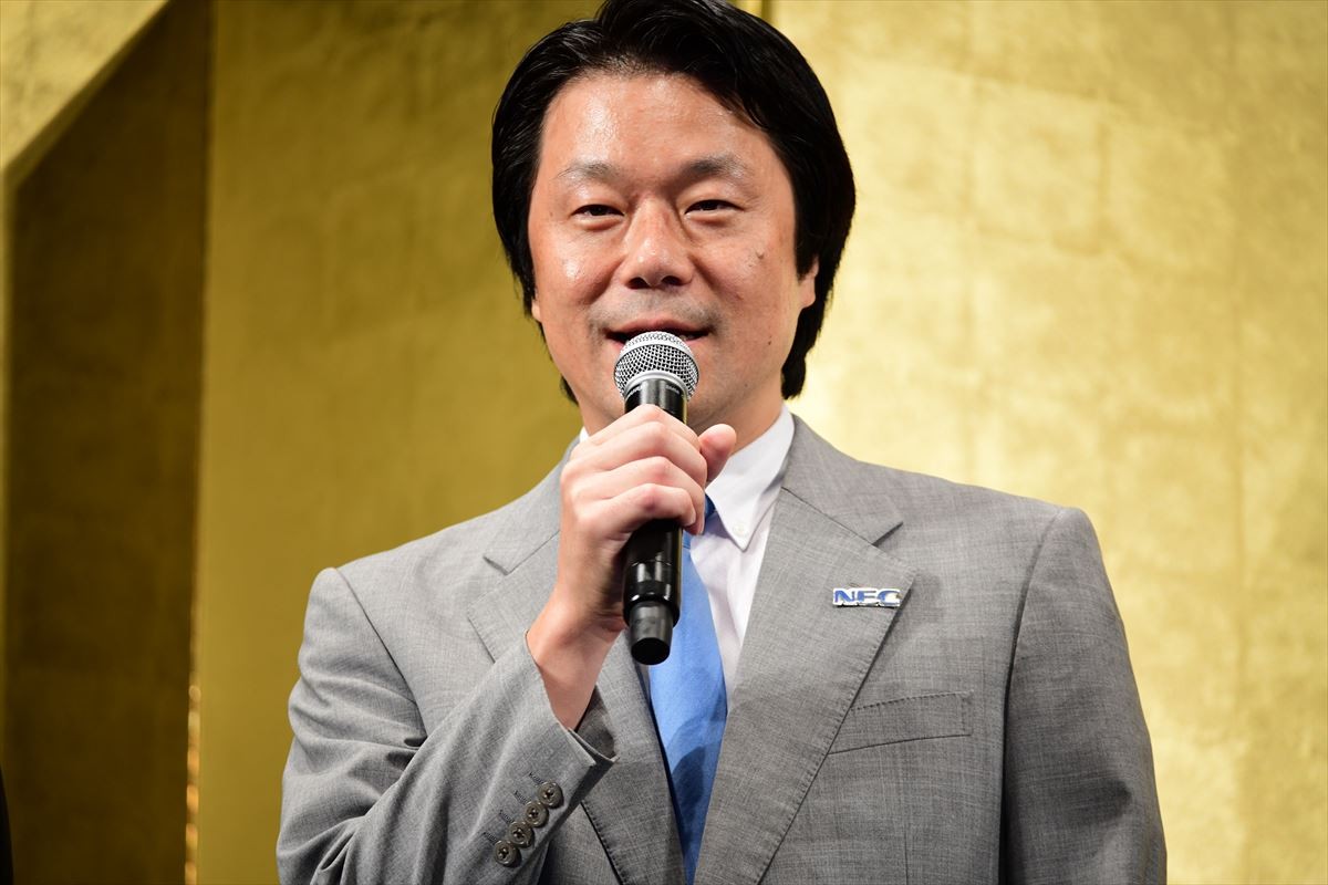 松田龍平「将棋愛にあふれた、かっこいい映画」 主演作をひふみんも絶賛