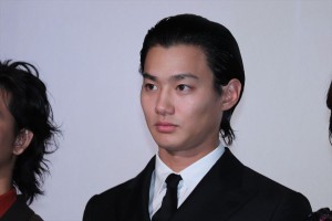 映画『純平、考え直せ』完成披露上映会舞台挨拶に登壇した野村周平