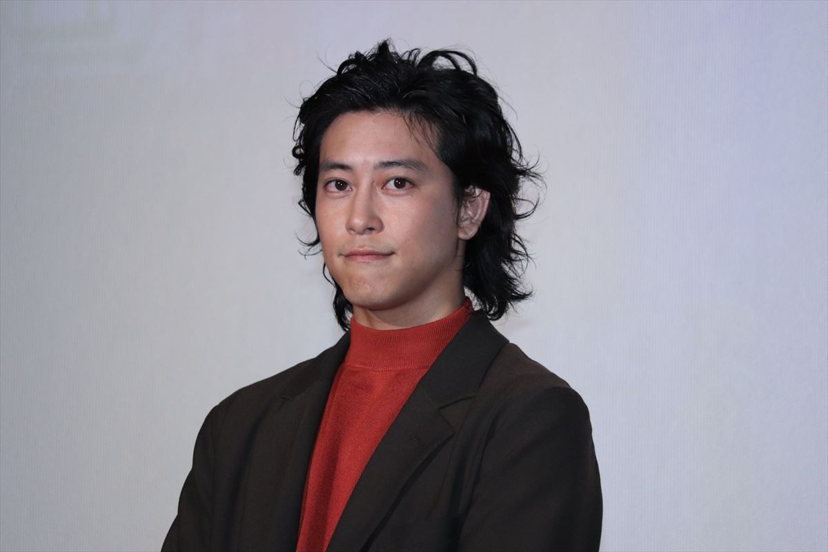 柳ゆり菜、野村周平のマイペースぶりは「めちゃくちゃです」と暴露
