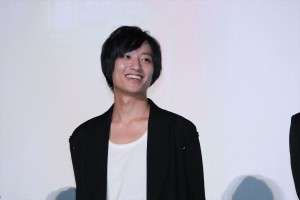 映画『純平、考え直せ』完成披露上映会舞台挨拶に登壇した藤原季節