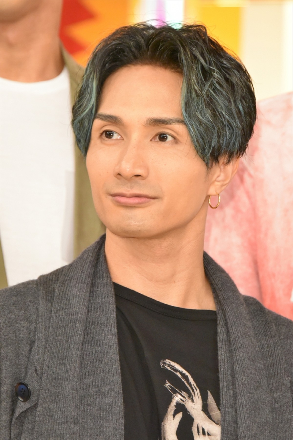 関口メンディー、メジャーリーガーに!?　粉まみれで「早く帰りたい…」