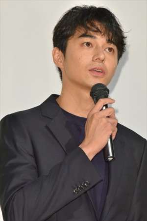 『寝ても覚めても』初日舞台挨拶に登壇した東出昌大