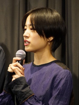 『きみの鳥はうたえる』初日舞台挨拶に登場した石橋静河