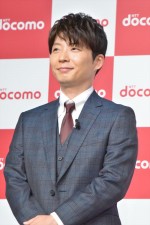 「NTTドコモ 新CMシリーズ発表会」に出席した星野源