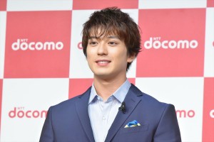 「NTTドコモ 新CMシリーズ発表会」に出席した新田真剣佑