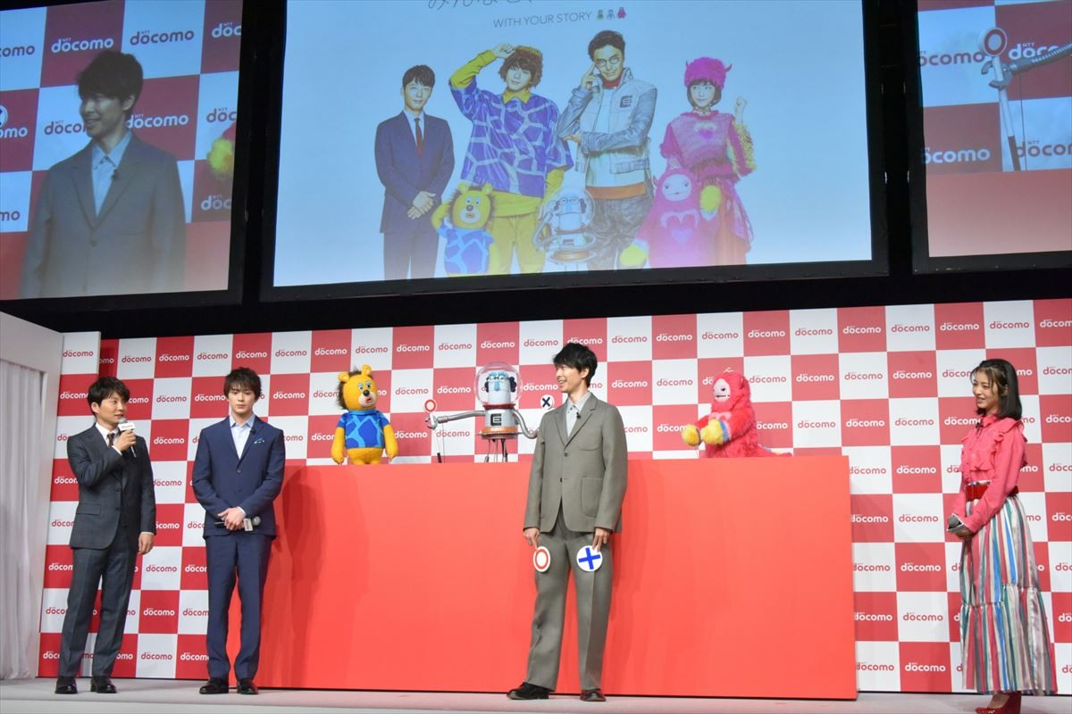 長谷川博己、新田真剣佑＆浜辺美波の輝きにボヤキ「一人だけオッサン」