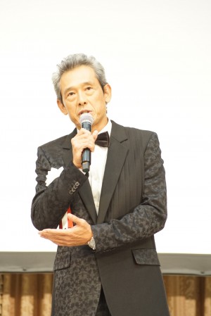 『日日是好日』プレミアム試写会に登壇した鶴見辰吾