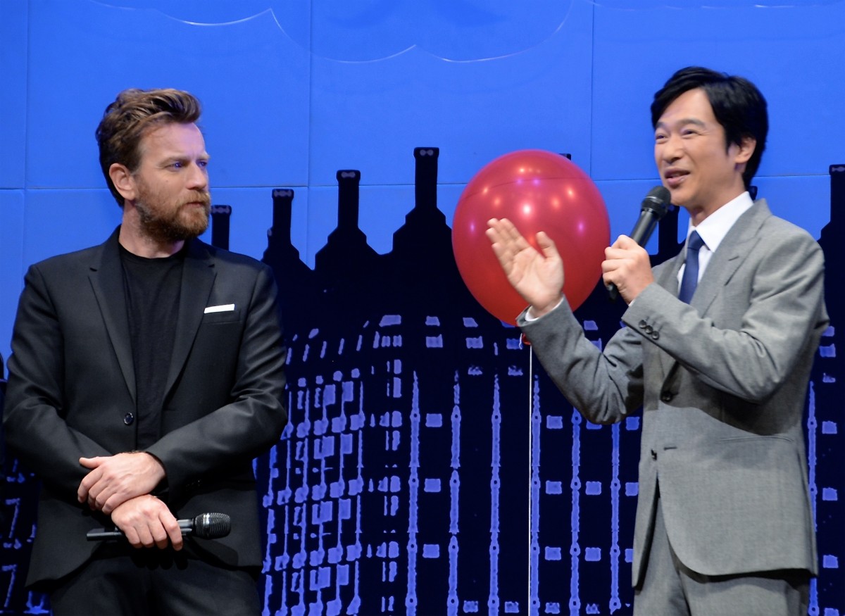 プーさんはまるでオビワン!?　堺雅人、ユアン・マクレガーをいじる