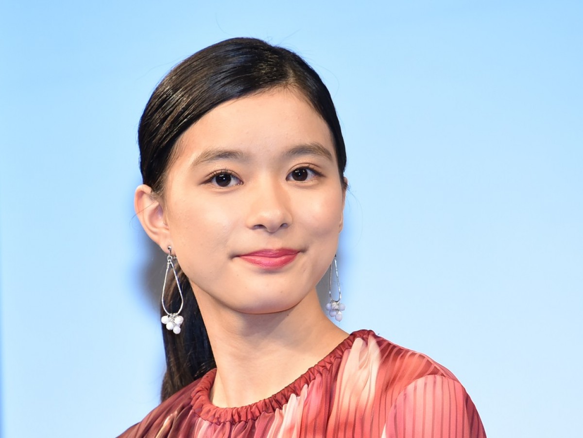 芳根京子、祖母と『花子とアン』をめぐる話にもらい泣きするファン続出