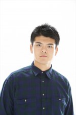 HTB開局50周年ドラマ『チャンネルはそのまま！』に出演する長田拓郎