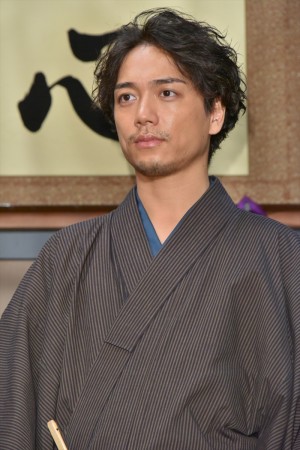 『昭和元禄落語心中』にて、山崎育三郎