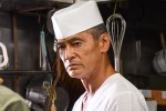 『江戸前の旬』場面写真より、柳葉鱒之介役の渡辺裕之