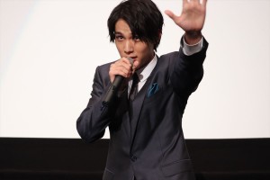 映画『覚悟はいいかそこの女子。』完成披露上映会に登場した中川大志