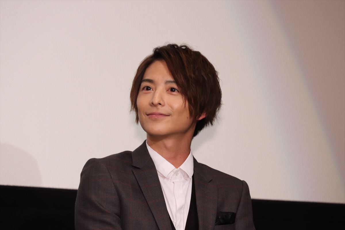 中川大志がエア壁ドン　男性キャスト陣の“愛の告白”にファン大興奮