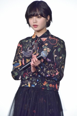 『響 ‐HIBIKI‐』初日舞台挨拶に登壇した平手友梨奈