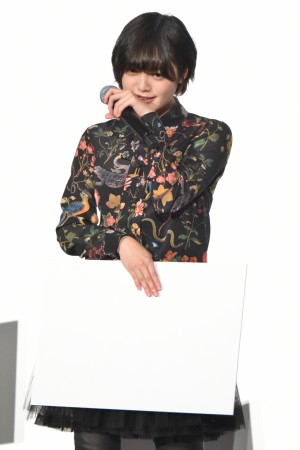『響 ‐HIBIKI‐』初日舞台挨拶に登壇した平手友梨奈