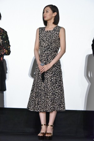 『響 ‐HIBIKI‐』初日舞台挨拶に登壇した北川景子