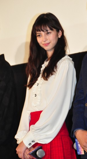 映画『3D彼女　リアルガール』公開記念舞台挨拶に登壇した中条あやみ