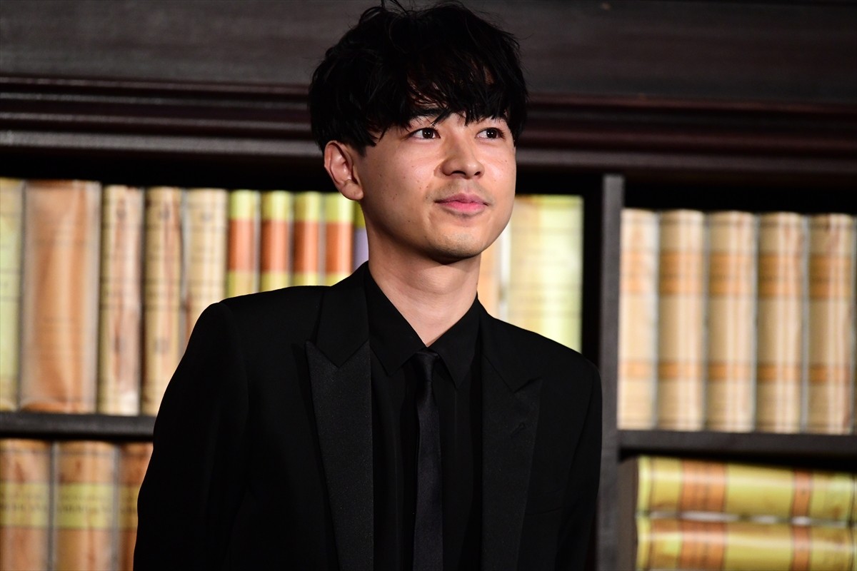 黒木華、誰にも負けないものは？ に珍回答「なで肩」 成田凌は「汗」