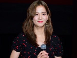 「キットカット」日本発売45周年 セレブレーションパーティーに登場したJISOO（BLACKPINK）