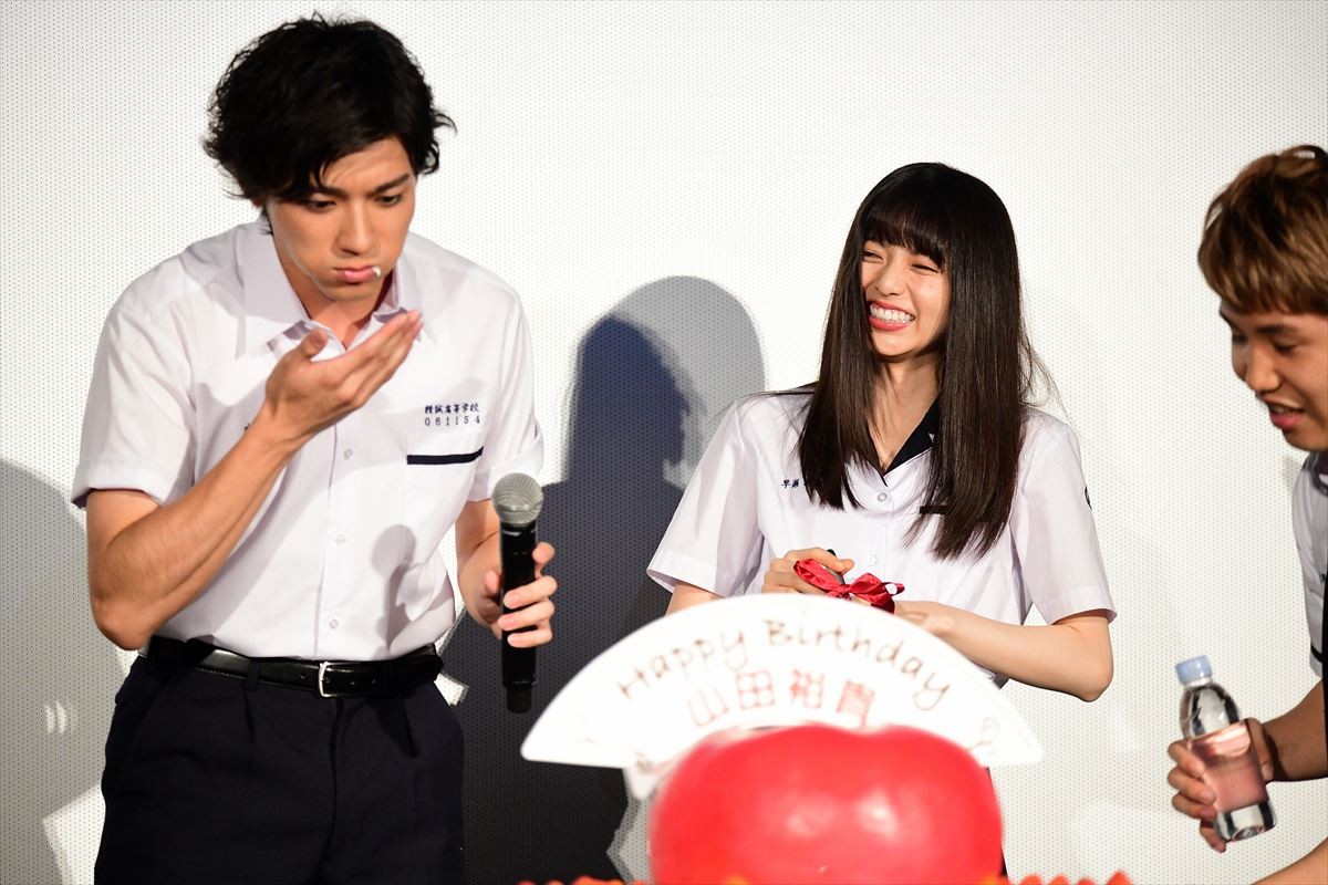 28歳になった山田裕貴　祝福に男泣き「素敵な仲間たちに会えて…」